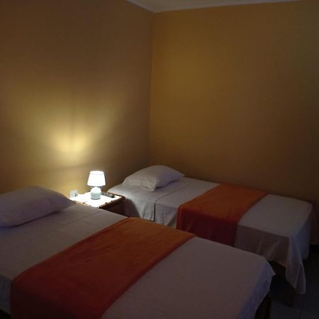 Hostal Madrid Піско Екстер'єр фото